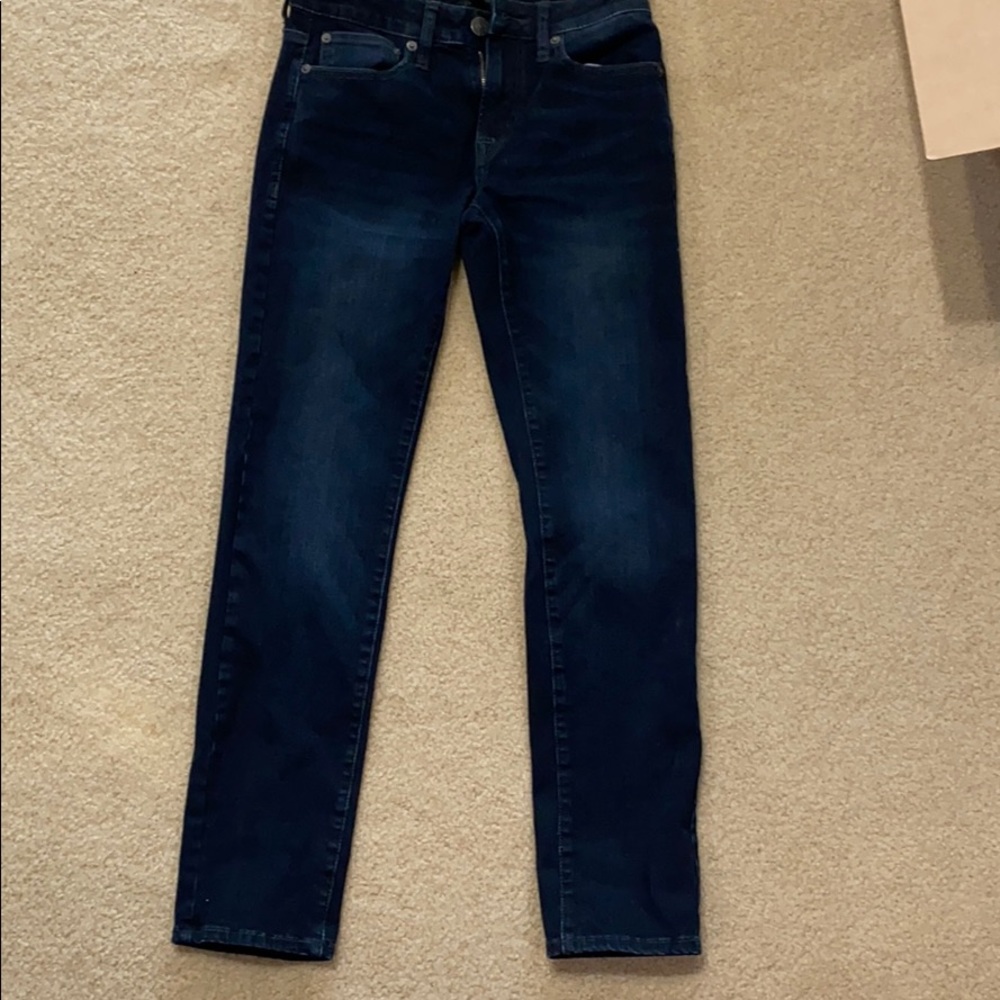 Men’s dark denim jeans